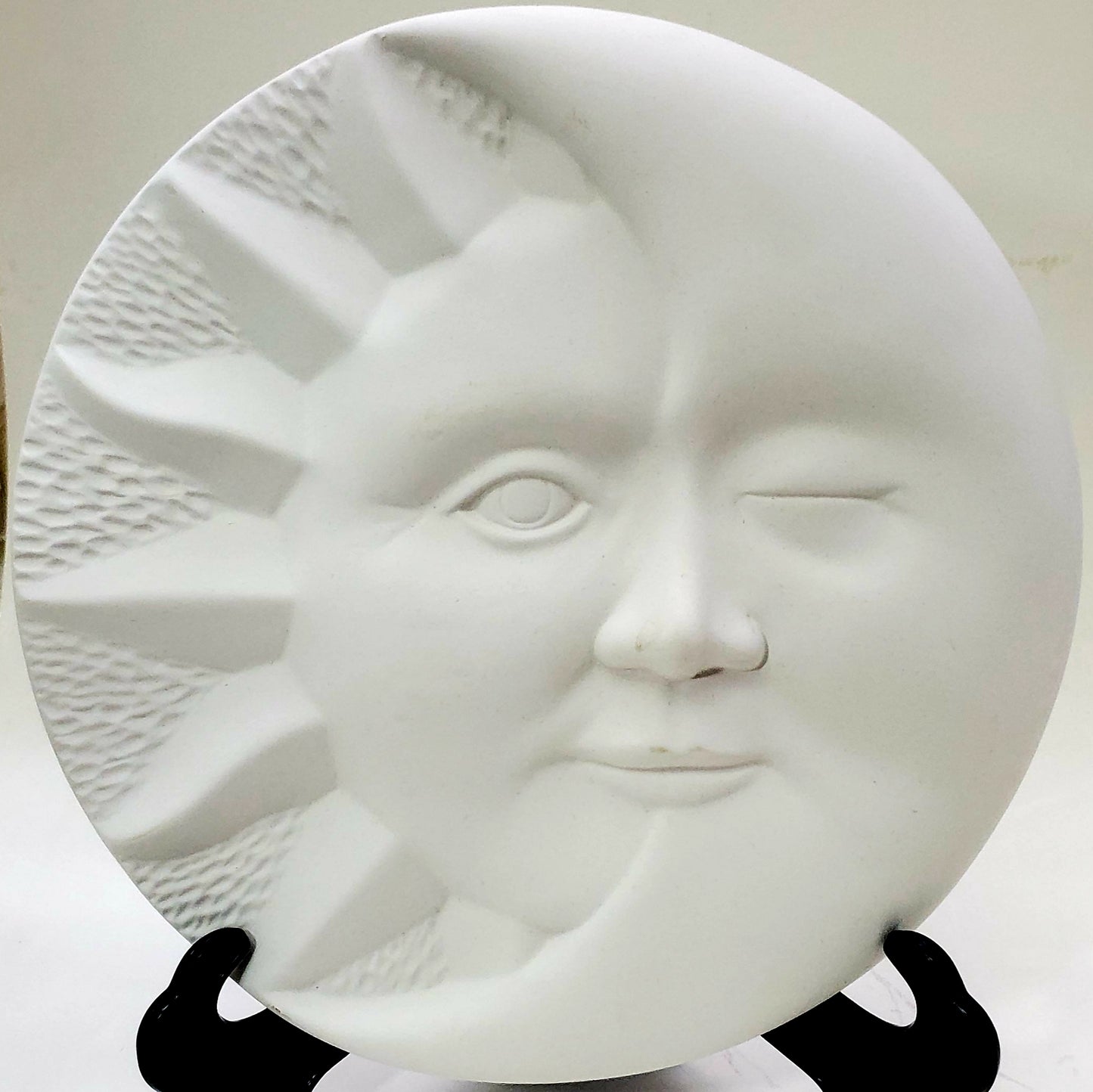 Sun/Moon Plaque DB38330