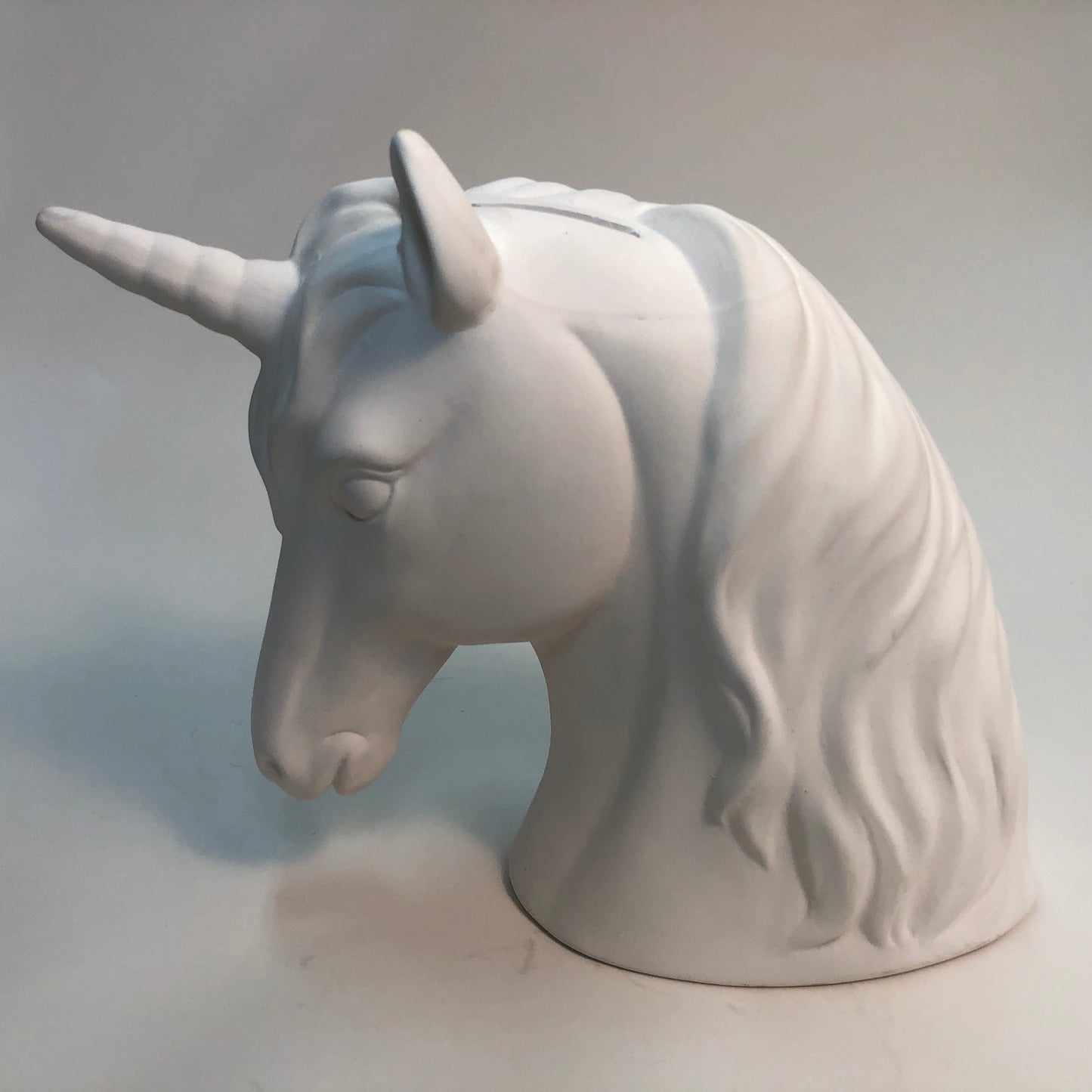 Unicorn Head Bank DB38282