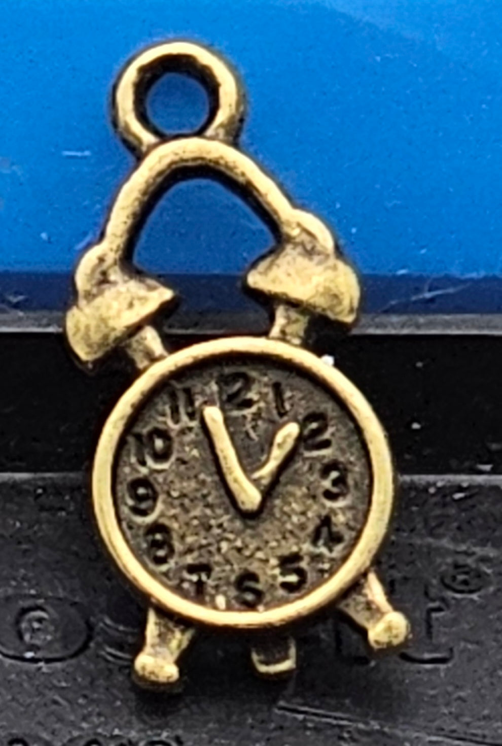 Pirate Charm Alice Metal Pendants
