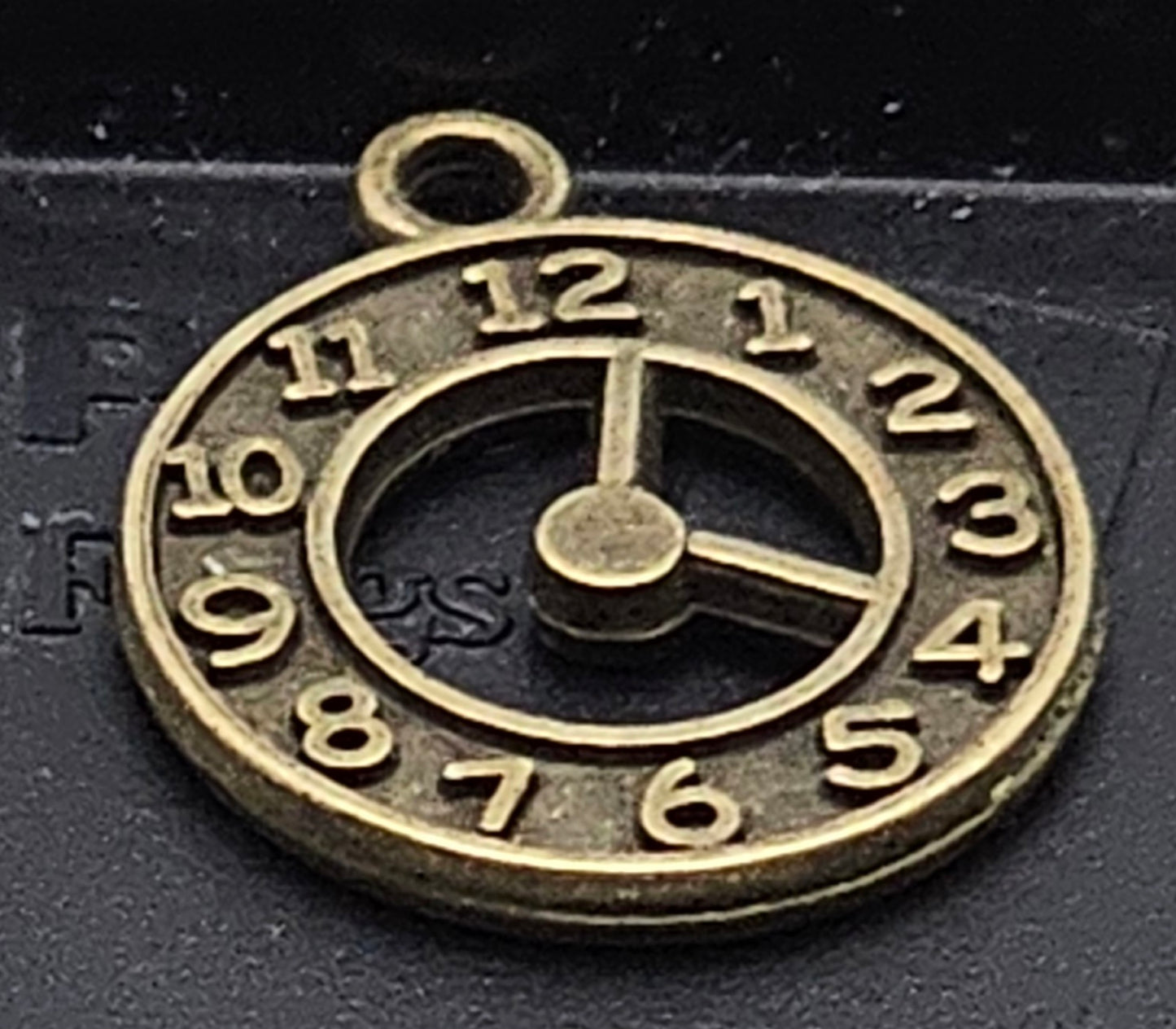 Pirate Charm Alice Metal Pendants